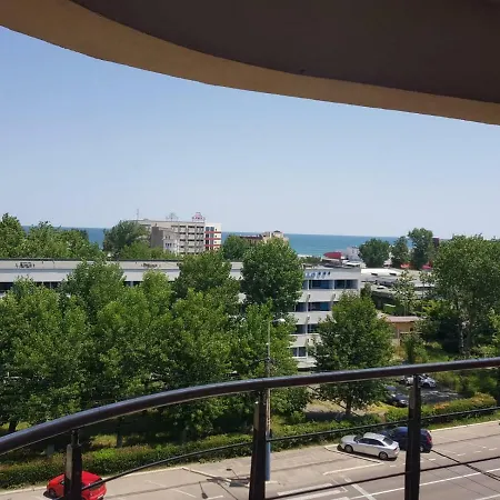 3 Regent Vega Mamaia